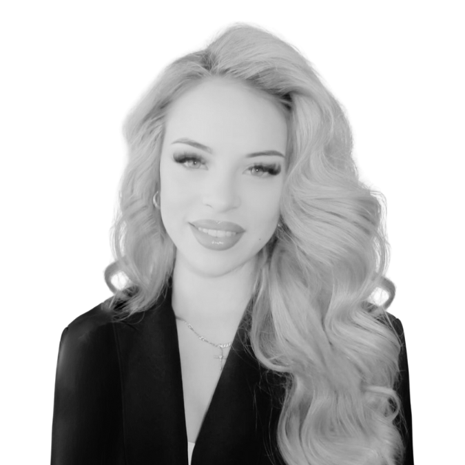 Andrea Botezatu.png