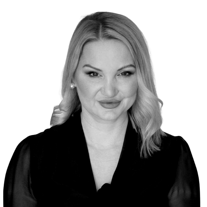 Helenka Curran (1).png